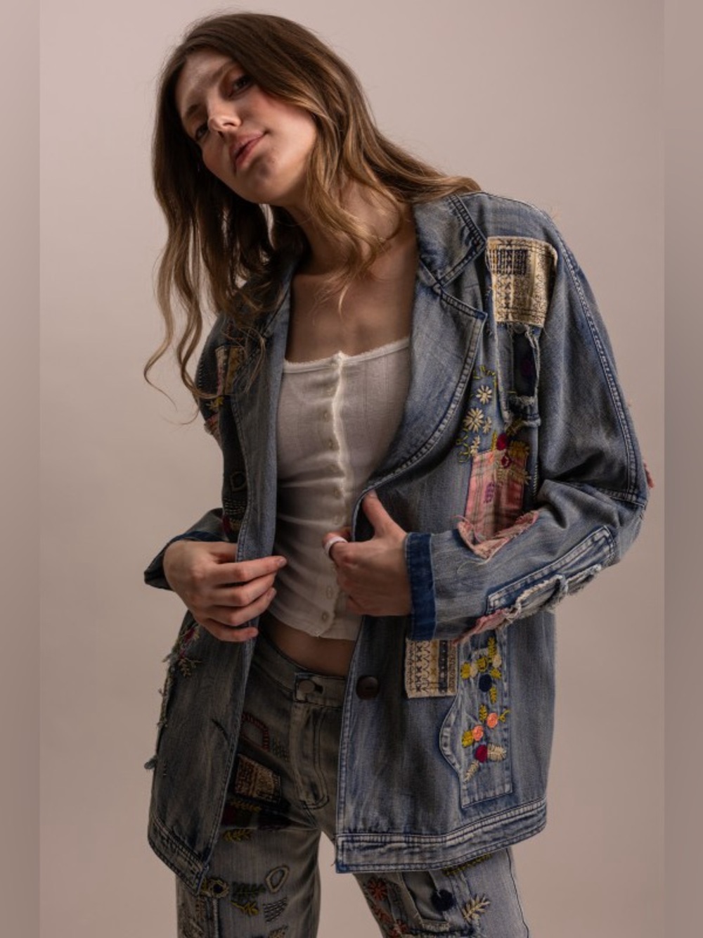 N2 New 🔥Bluevelvet embroidery patchwork denim jacket - Picture 4 of 11